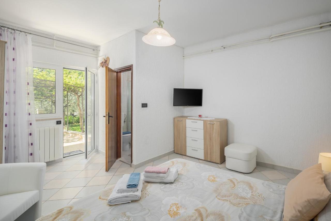 פורץ Apartment Kazalac Green Oasis מראה חיצוני תמונה